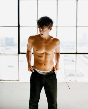 Hunter Doohan Instagram - Moments with @calvinklein #mycalvins #ad 

Photography: @benprincenyc 
Grooming: @robscheppy 
Art Direction: @theonlyseanford 
Photo Asst: @connor_mmoon
Thank you to @jackjunk @stone____studio