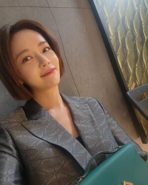 Hwang Jung-eum Thumbnail - 7K Likes - Top Liked Instagram Posts and Photos