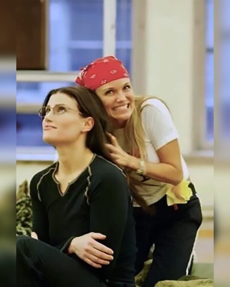 Idina Menzel Instagram - @wicked_musical #Broadway rehearsals, Summer 2003. Worked our asses off. Had the best time doing it. #WICKED20 #OGG #OriginalGreenGirl