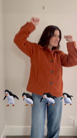 Idina Menzel Instagram - The #penguins needed some disco pop. 🐧 #DramaQueen #Beast