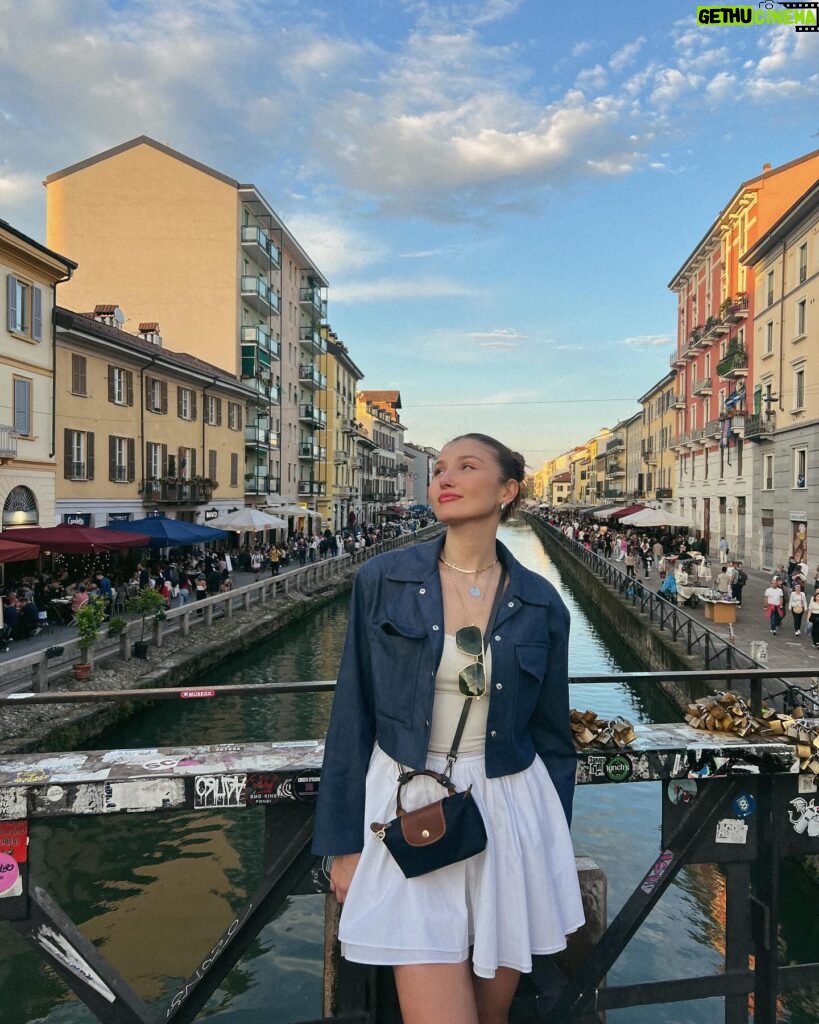 Ilayda Akdoğan Instagram - 24 hrs in Milan