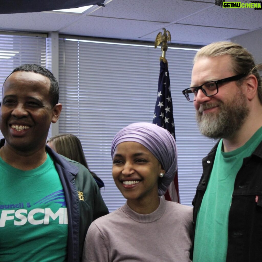 Ilhan Omar Instagram - As a former union member, I am deeply humbled to be endorsed by our labor unions in Minnesota. As your Congresswoman, I have been proud to stand with labor every step of the way—and we’re only getting started. Solidarity forever! 💪🏽