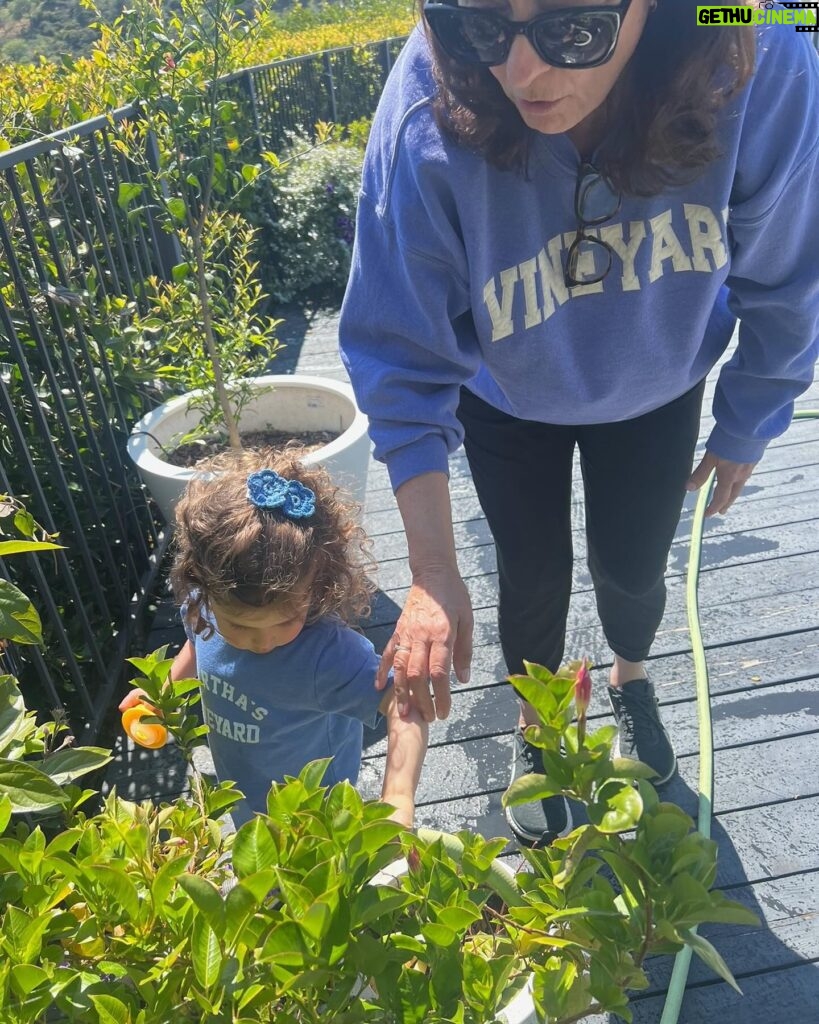 Iliza Shlesinger Instagram - Slow Sunday with the grandparents