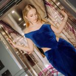 Indi Star Instagram - ~ Mert Alas Dinner Party ~ Paris Fashion Week @mertalas Velvet Navy Dress: Retrofete @retrofete Publicist: @cabinecreative Photographer: @anumphotography Hair: @joekelliz MUA: @the_makeupservice