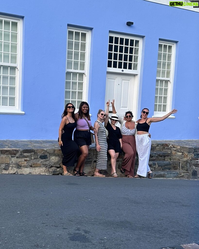 India Reynolds Instagram - Bo-Kaap with my Bo-🐈’s