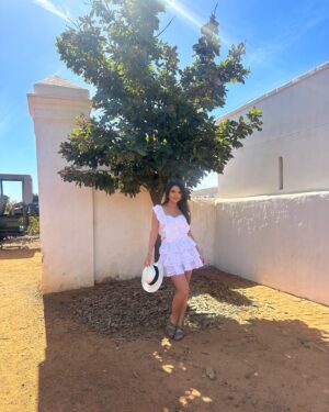 India Reynolds Instagram - Absolutely frilled with wine tram life 🤍