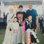 Indro Instagram - Sukses ya cucuku Alyana perjalanan ke KL bareng @rafadance_id 🙏🏻 InsyaAllah Bunbun Papa & Joy selalu mendoakan kesehatan dan kelancaran kegiatan Kakak di sana. Alya udah janji sama Joy mau jadi ballerina hebat, menjadi artis besar di bidangnya. Allah kasih kemudahan ya nak ❤️ Pasti gak mudah berpisah sama Alya seminggu lebih untuk pertama kalinya untuk kita semua terutama orang tuanya. Tapi insyaAllah bekal ini akan membawa Alya ke masa depan yg cemerlang, aamiin YRA. Nanti Kiya nyusul dengan kejutan2nya juga yah! 😘
