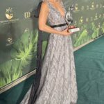 Ingrid Grudke Instagram - Para el cierre la conducción de los @premios_ibera Este mega evento elegí vestirme con otro gran talentoArgentino nuestro diseñador @puchetag @atelierpucheta Amo vestir #diseñoargentino🇦🇷 y con premio en mano me fui del evento muy feliz de haber compartido tantas momentos Unicos. Gracias @marilebuzziriera por tu convocatoria. 💓 #premios #diseño #arte #moda #nea #corrientes #misiones #formosa #chaco #entrerios
