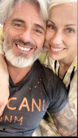 Ingrid Grudke Instagram - Muy Feliz Cumpleaños mi amor @martincolantonio ! Tu personalidad alegre y simple me enamora siempre.  SOS una concentración de puro amor, generosidad, amabilidad, carisma. Haces que todo sea fácil, divertido, práctico, y tenes una manera de vivir la vida con mucha paz y adrenalina. Te amo. ❤️ cada día quiero despertar viendo esa hermosa sonrisa !!! 😍💓🎂🥰