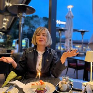 Ipek Karapinar Instagram - Yarından önce🥳