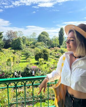Ipek Karapinar Instagram - Claude Monet’nin evi💚