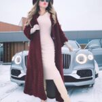 Irina Dubtsova Instagram - Как не влюбиться - магия Шансов нет с первого взгляда Лучшего сочетание Bentley - просто быть рядом Шорох колёс и музыка Это в любви объяснение Просто доверься, слушай Словно сердцебиение Роскошь в каждом движении Прикосновении, взгляде Соткан из впечатлений И вдохновения ради ❤️ @bentleymotors_russia @bentleymotors @bentleynewsroom #BentleyPoetrySociety #WorldPoetryDay #WorldofBentley