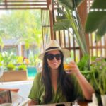 Irina Dubtsova Instagram - Доброе утро ☀️🌴😎❤️ День начался с прекрасных новостей из Москвы 😅 Совсем скоро поделюсь )) Как настроение ? Погода ? Если грустно, помните ( !!! ), еще целый МЕСЯЦ ЛЕТА 🤩 #отпуск #хочумогуделаю