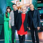 Irina Dubtsova Instagram - Скоро на @ntvru 💚 #тысупер60 Ох, я там ревууууу 🤦🏻‍♀️🥲 Трогательная премьера ! Не пропустите ! @yulia_sumacheva @weitmedia @igorkrutoy65 @_diana_arbenina @wolfieha Комбинезон @anikakerimova_official 😚 Шикарный парик @kawaicat_wigs ❤️‍🔥