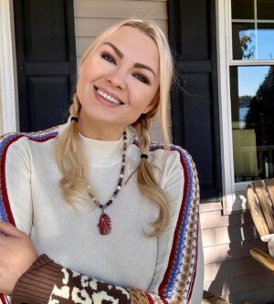 Irina Voronina Instagram - Wishing everyone a wonderful and safe Thanksgiving  from our family to yours 🦃🍁❤️ #happythanksgivng