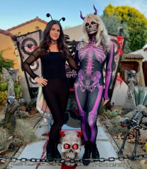 Irina Voronina Instagram - Dear employer. Next year I’ll be taking the entire month of October off to celebrate #Halloween 😈. 

#halloweencostume #halloweenmakeup #sugarskulls #sugarskullmakeup #playmates #roguebunnies