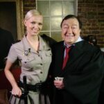 Irina Voronina Instagram - Got to catch up with @domirrera last night at @thecomedychateau ! I think we both aged well since Supreme Court of Comedy in 2008! 🙌😄🎤 #standupcomedy #irinavoronina #thecomedychateau #domirrera
