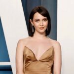 Iris Apatow Instagram - Vanity fair😊