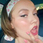 Iris Apatow Instagram - 🎀