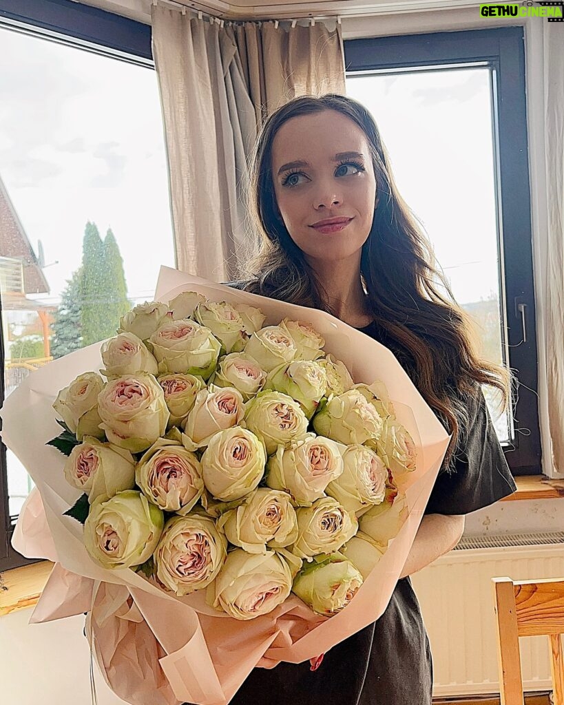 Iryna Kudashova Instagram - Princess treatment 👸