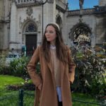 Iryna Kudashova Instagram - Париж - то взагалі не моє місто, не дивлячись на його неймовірну красу. Я так і не змогла обрати , яка мені подобається більше ❤️ А вам ?