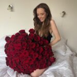 Iryna Kudashova Instagram - Так давно не було мене в стрічці 💔🌸