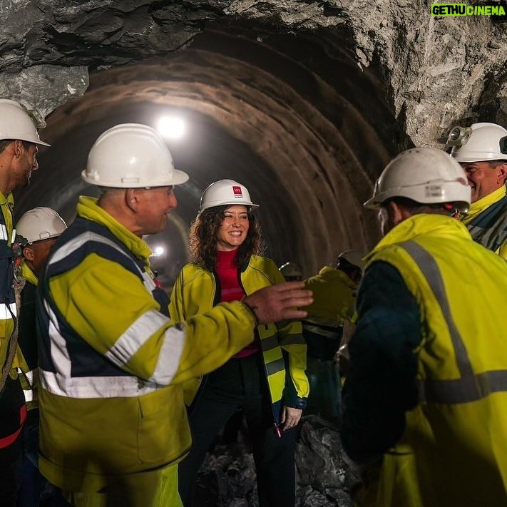 Isabel Díaz Ayuso Instagram - En Madrid nos gusta derribar muros. Las obras de la L3 de Metro entre la capital y Getafe, Alcorcón, Móstoles, Fuenlabrada y Leganés van a gran ritmo.