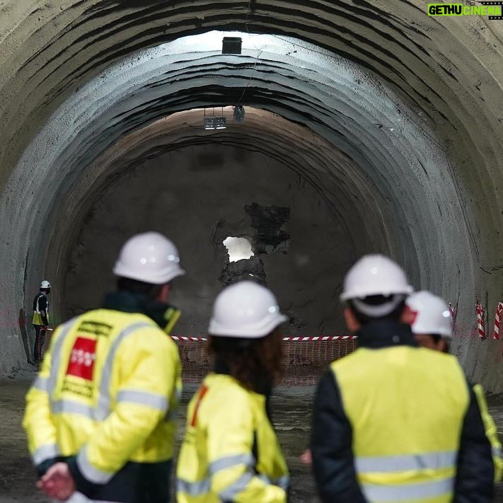 Isabel Díaz Ayuso Instagram - En Madrid nos gusta derribar muros. Las obras de la L3 de Metro entre la capital y Getafe, Alcorcón, Móstoles, Fuenlabrada y Leganés van a gran ritmo.