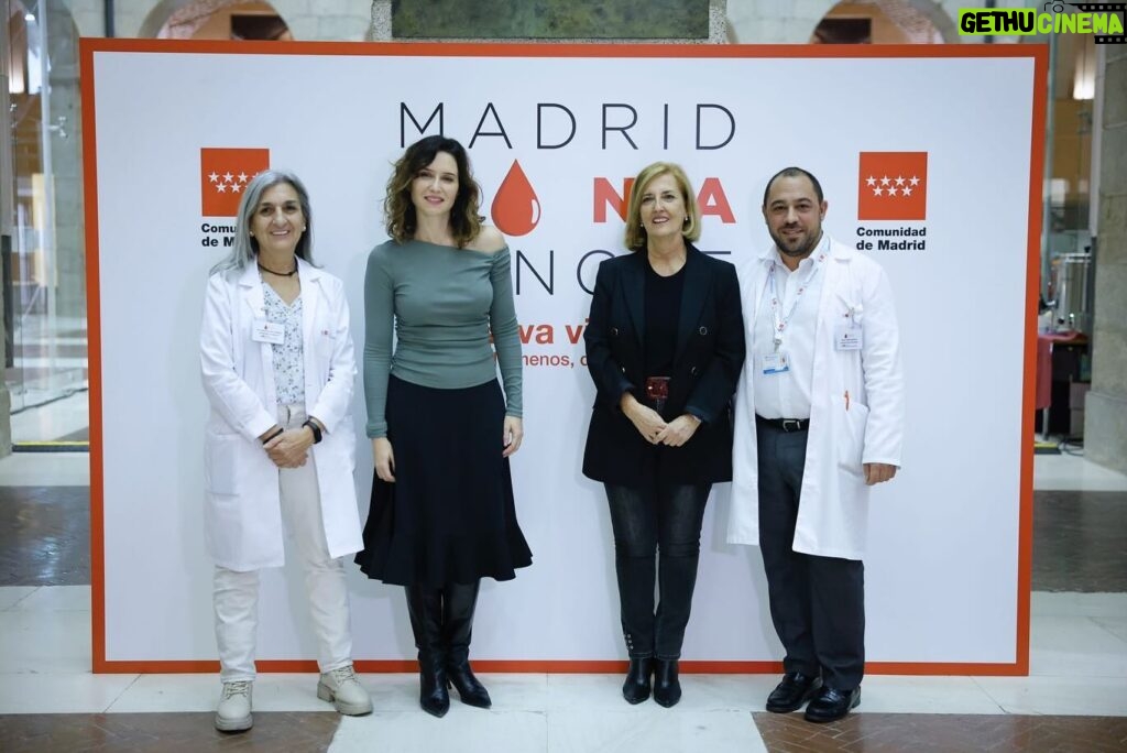 Isabel Díaz Ayuso Instagram - Cada vez que donamos sangre podemos salvar 3 vidas. Madrid necesita 3.500 donaciones para recuperar los niveles de reserva. En la Real Casa de Correos puedes hacerlo hasta el sábado por la tarde. #DonaSangre #DonaVida.