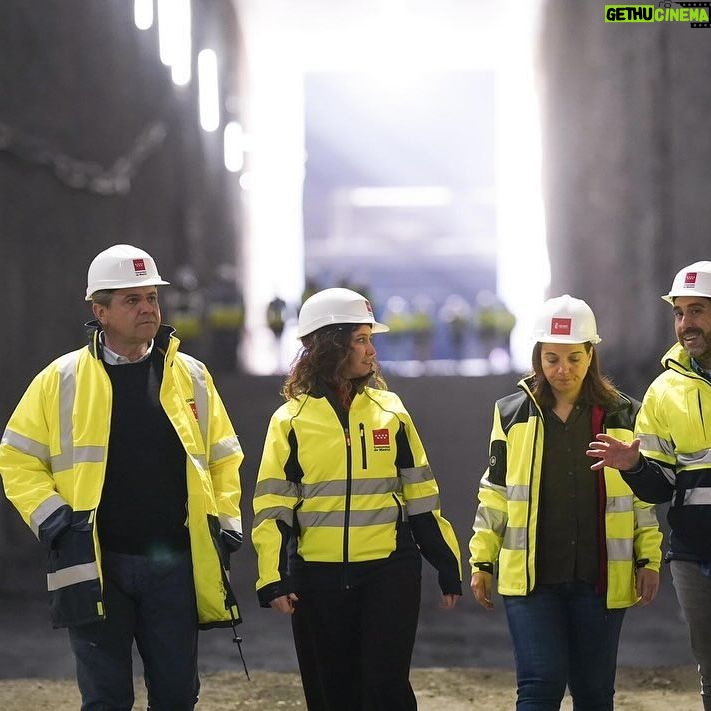 Isabel Díaz Ayuso Instagram - En Madrid nos gusta derribar muros. Las obras de la L3 de Metro entre la capital y Getafe, Alcorcón, Móstoles, Fuenlabrada y Leganés van a gran ritmo.