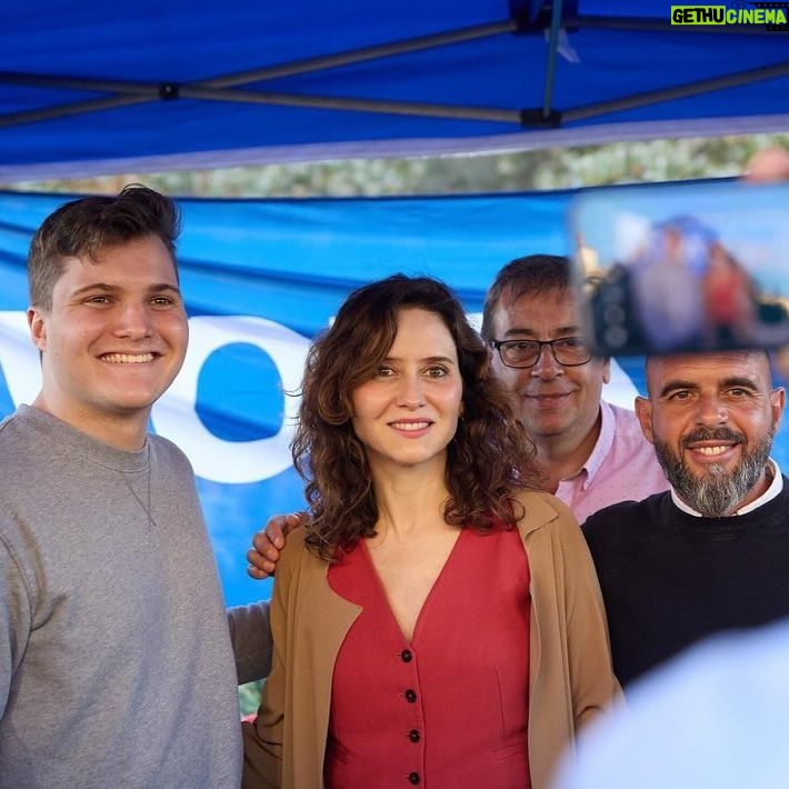 Isabel Díaz Ayuso Instagram - Por una Cataluña libre en una España 🇪🇸 plural. Por un proyecto de vida compartido. Gracias #Tarragona #Cambrils #Gerona