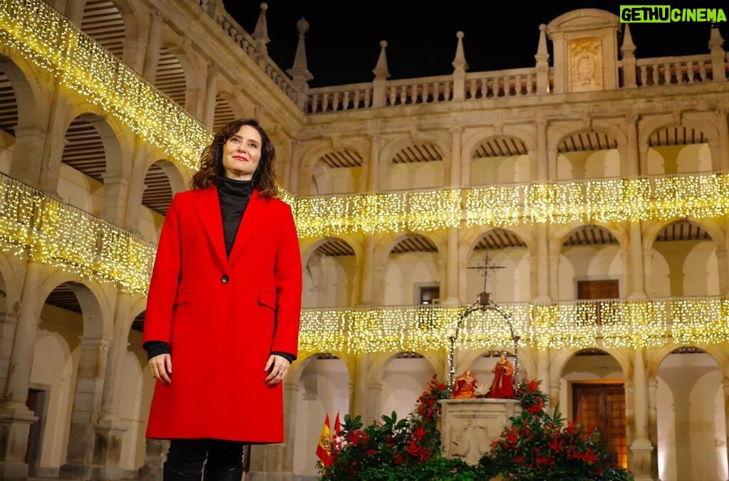 Isabel Díaz Ayuso Instagram - Desde Alcalá de Henares. Feliz Año 2024