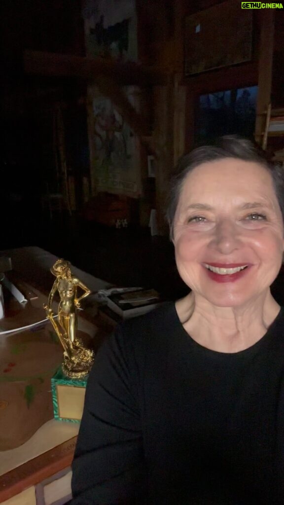 Isabella Rossellini Instagram - What a great honor to be nominated for a Davide di Donatello as best support actress for the film LA CHIMERA by Alice Rorhwacher ! Last year I was assigned a DAVIDE for my career and I thought “ What a lovely way to conclude a career”. But this year nomination makes me think “ It’s not over , the door is still open !” What joy it is to work even if I am old! @premidavid #alicerorhwacher #albarohrwacher #joshoconnor