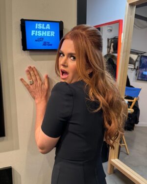 Isla Fisher Thumbnail - 55.4K Likes - Top Liked Instagram Posts and Photos