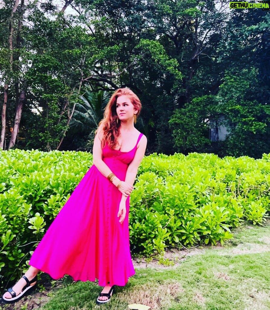 Isla Fisher Instagram - This shot is very ferny indeed