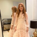 Isla Fisher Instagram – It was an honor and a privilege to support Save the Children tonight #thewintergala @savechildrenuk @needleandthreadlondon #narnia