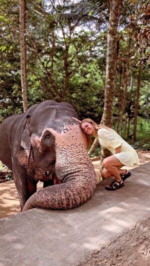 Ivana Sert Instagram - Beautiful Sri Lanka 🇱🇰♥️🐘♥️ #srilankatravel #travelphotography #travel #worldtraveler #worldplaces #tropical #jungle #lifestyle #love #elephant #wildlife #nature