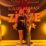 Ivana Sert Instagram - 4. Uluslararası Zirve ödüllerinden bir kaç kare… Ödül alan herkesi tebrik ediyorum. Bu güzel organizasyon için @parsmedyainternational @kurban_akar @oguzunalkalafat @havvakarakush @tayyarisiksacann u da ayrıca tebrik ediyorum… 💫