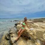 Ivana Sert Instagram - Do i 💙U ☀️ #myhappyplace ☀️💙🌊