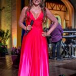 Ivette Vergara Instagram - Tuvimos un cierre de oro en Olmué 2024 🇨🇱❤️ El gran @elpumaoficial , conocimos los ganadores de la competencia folclórica, nos reímos con @cebollaybodoque y terminamos con los tremendos @intiillimani y @orquesta_huambaly 👏🏻👏🏻🇨🇱 • Styling: @majo_olas 💄: @oscarbravo_a 💇🏻‍♀️: @sritanino y @samuelrubio_oficial 💇🏻‍♀️: @extensionesrapunzzel 👠: @zapatoskarensapiain 👗: @makarena_montaner 👗: @ricardooyarzunoficial 💅🏻: @elevenstudio_cl 💎: @swarovski 💁🏽‍♀️: @nicolenovoam 🎥: @derekfernandez