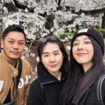 Ivy Shao Instagram - 今天才是入學第一天， 前幾天妹妹和經紀人都陪著我飛來， 幫我整理準備了一切，也一起玩了幾天， 到現在才是真的一個人在家， 那樣安安靜靜的日本行， 一進家門看到妹妹留下的字條差點爆淚， 本打算獨自隻身前往的我， 卻被兩個牡羊座徹底照顧著。 在一個完全沒有基礎的語言下生活， 突然再一次練習獨立，既緊張又期待。 謝謝愛護我的兩位，這趟旅程換我獨自前行。 #日本語はよくわかりません #最常講的一句話 #放假充電開始 #麻煩留言請回日文😂