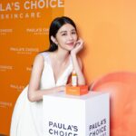 Ivy Shao Instagram - 寶拉珍選【縮時亮白時光艙】 快閃店將於4/12開始，在全台巡迴登場啦！ 高雄、台中、台北的朋友你們準備好了嗎？ 夏天美白就用寶拉珍選早C晚C組合， C15這次全新升級，15分鐘就能又亮又白， 早上防曬前用C15更加抗氧化，晚上用C25淡斑亮白。 把美白基底打好，夏天就放心當個白皙亮白女子☺️ @paulaschoice_tw