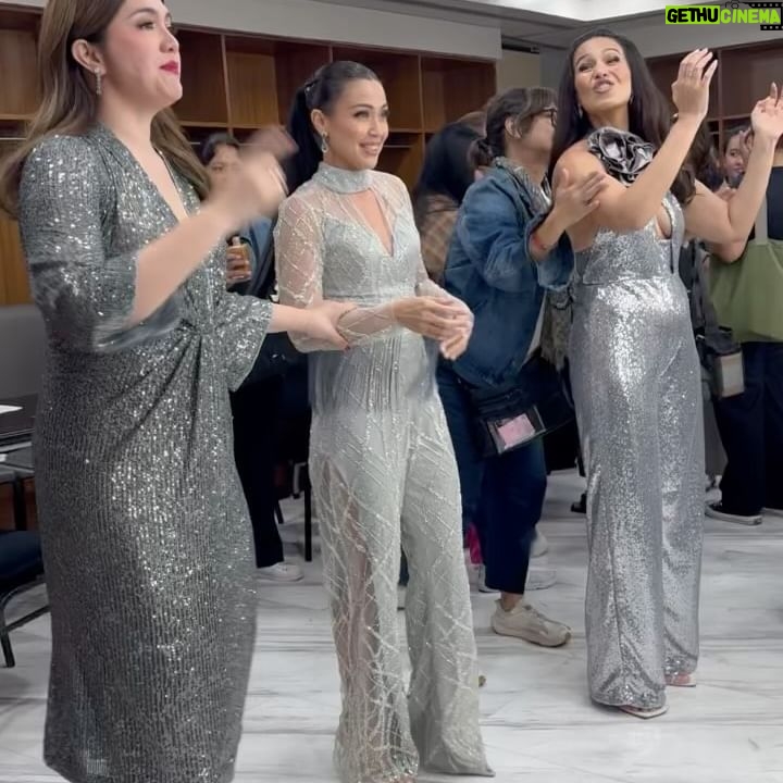 Iza Calzado Instagram - Been a week since we taped the ABSCBN Christmas Special. Always fun seeing friends and peers in the business. The adrenaline rush of a live performance, nerve wracking as it is, is still one of my favourite highs! Grateful to be part of it all! Salamat, Kapamilya! 🎄