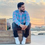 Jaani Instagram - Galat Aur sahi k Paar !!