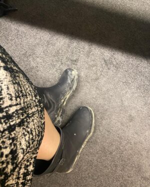 Jacinda Ardern Instagram - Ahhh daylight savings. Poor Clarke was up multiple times with our small person, so when they both were finally getting some sleep at 6am and I realised retrieving my shoes would wake them, there was only one option. Gumboots to work. 😂