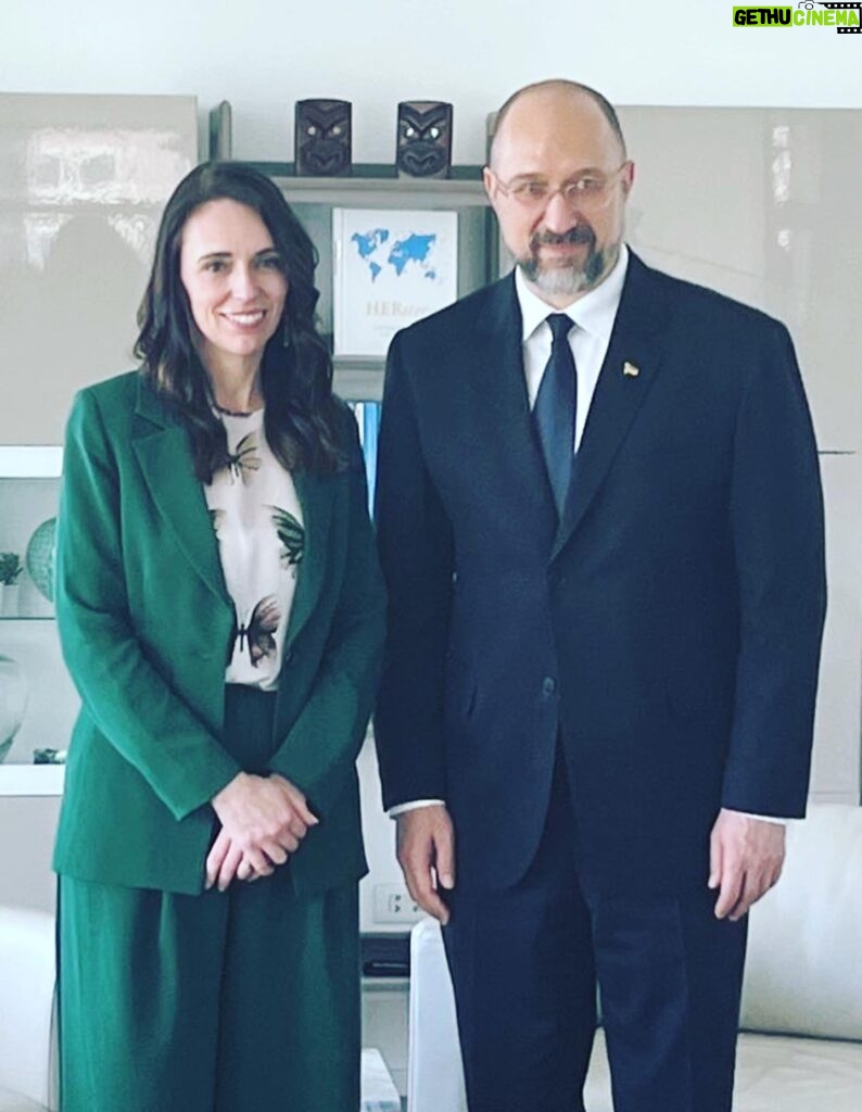 Jacinda Ardern Instagram - “Ukraine wants peace…the world wants peace.” A powerful speech today from the President of Ukraine at the United Nations General Assembly. I also had the opportunity to briefly meet Ukraine’s First Lady, Olena Zelensky and have a longer meeting with the Prime Minister. The PM was really clear about how devastating the illegal war in Ukraine has been, but at the same time he was also clear that New Zealand’s contribution and response has been strong and appreciated.