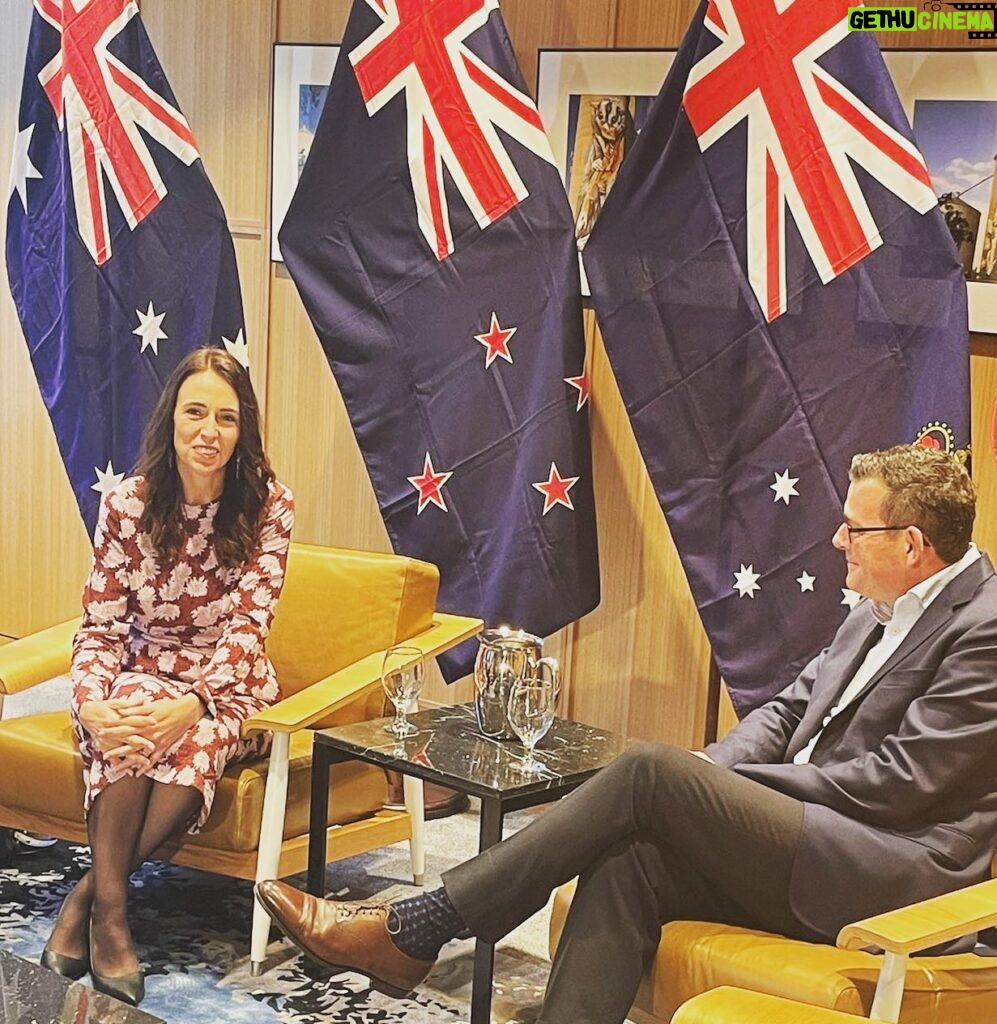 Jacinda Ardern Instagram - So lovely to see Premier Dan Andrews while in Melbourne today! We spoke often during the pandemic@and always have plenty to talk about - today was no exception! We covered COVID recovery, early childhood education and transport to name a few. Thanks for having us! (And a happy birthday for your big 5-0 tomorrow!!)