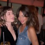 Jackie Cruz Instagram - Sofía Sofía @sofiareyes eres increíble. Que sorpresa verte. Eres una reina. Gracias por bailar conmigo y apoyarme. Un beso grande hermosa.