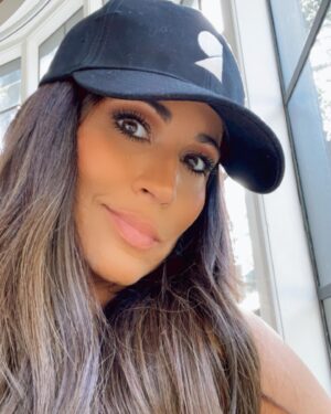 Jackie Guerrido Instagram - A  positive attitude will lead to positives outcome 🥰 Una actitud positiva causa resultados positivos #goodvibes #picoftheday #blessed #dreambig #kindness #latina  #JackieG #love ❤️