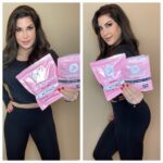 Jacqueline Laurita Instagram - #ad They say don't fix what’s not broken, that’s why I’m taking my @flattummyco tea straight into 2022 with me 💕 It might have a new look, but it’s the same bloat kicking, energy boosting, yummy tasting tea that’s kept my tummy on track for over a year now 🙏 Honestly ladies, I know we can all use a little help post-holidays, and right now this tea is BOGO free so it’s really the perfect time to get involved and start working on our new year, new tummies! Here’s step 1: get.flattummyco.com/shop